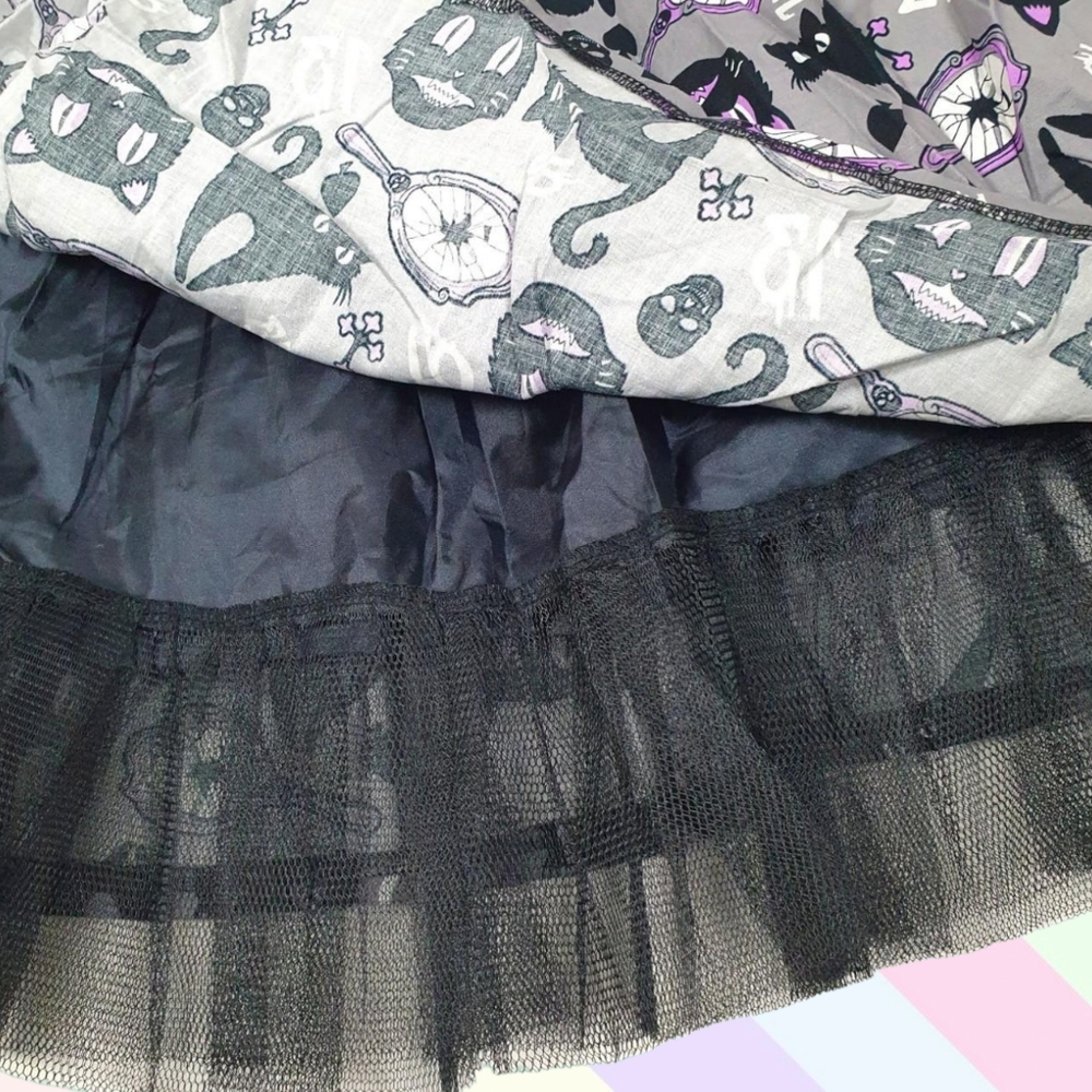 🐈‍⬛ Pleated Tutu Skirt 🖤 Unlucky 13 Cat 🖤 Kawaii 🐈‍⬛ - Picture 3 of 4